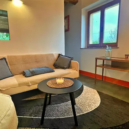 Romantic Love-nest In Beautiful Umbria シャレー Montecchio