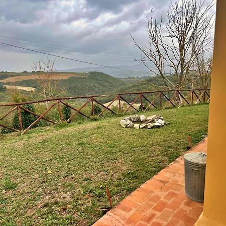 シャレー Romantic Love-nest In Beautiful Umbria Montecchio